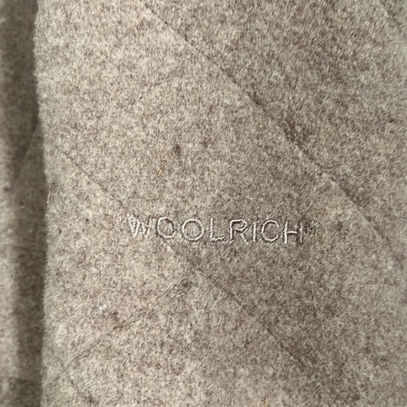 Woolrich Women’s Quilted Hazelnut Heather Wool Zippered Jacket | Medium - Picture 6 of 13